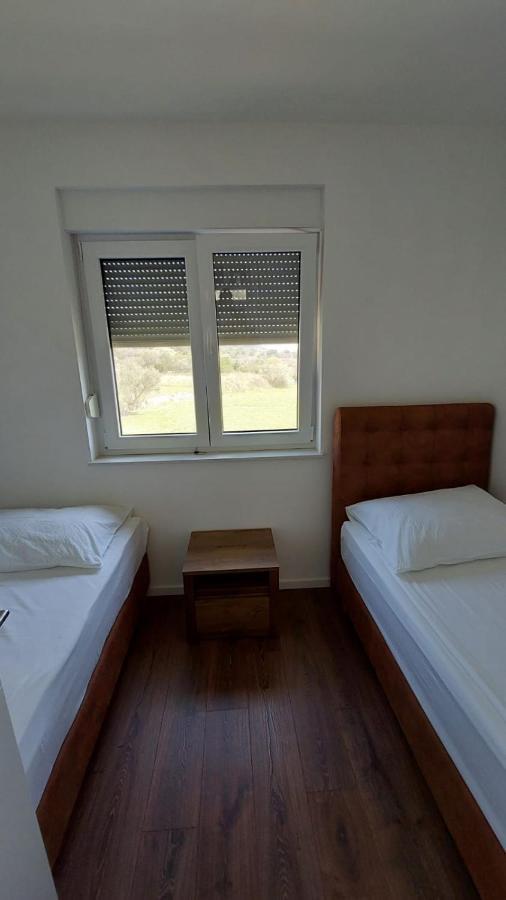 Navis Supetarska Draga Exterior foto