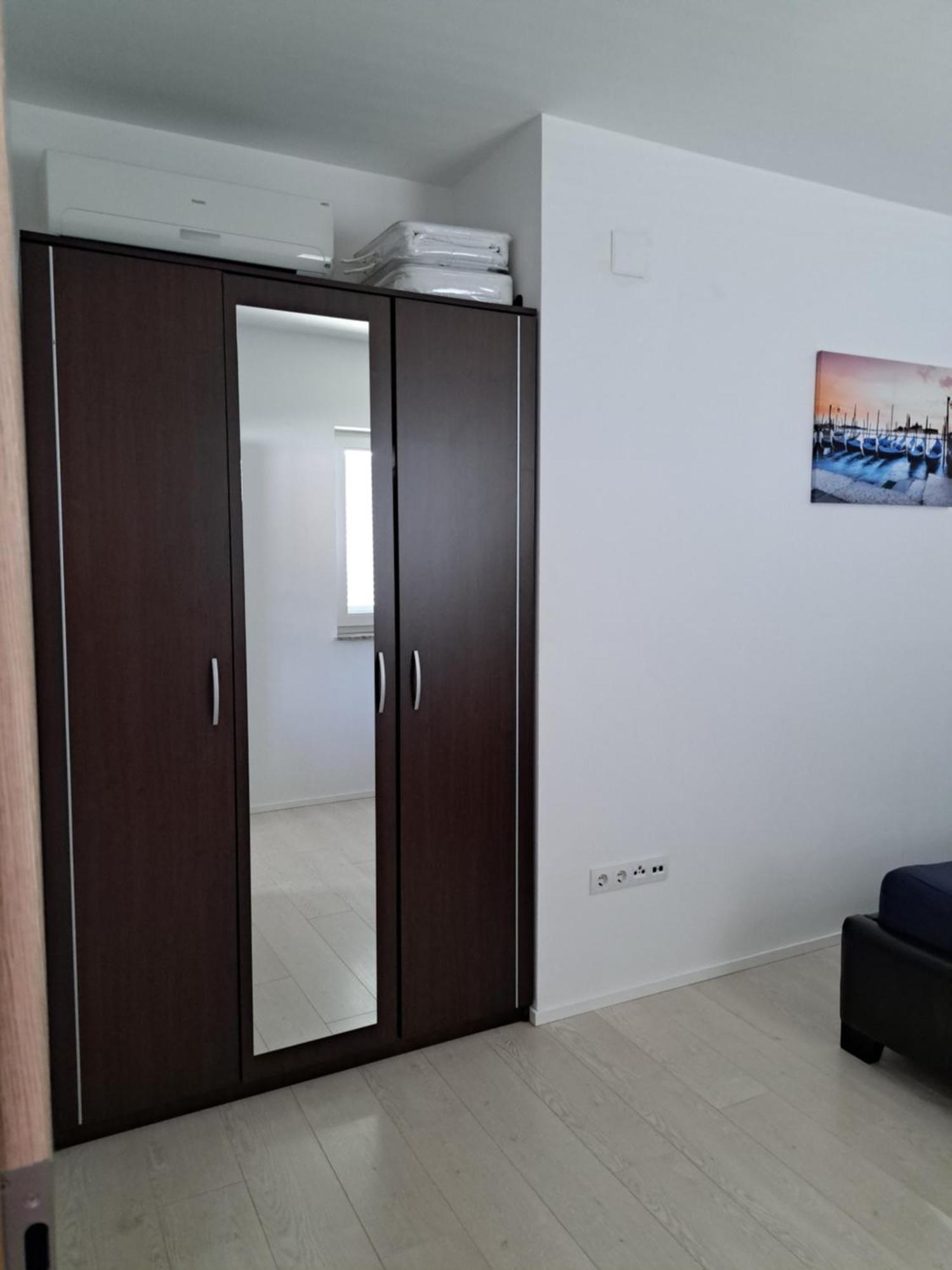 Navis Supetarska Draga Exterior foto